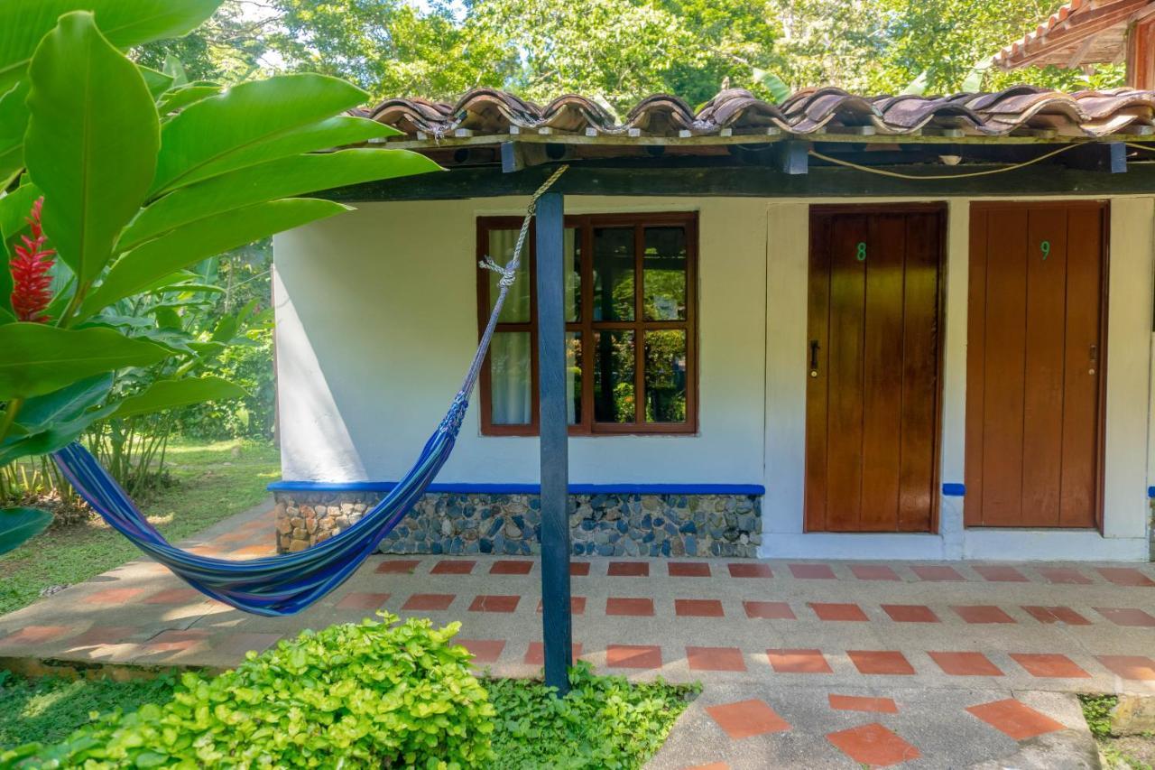 Los Robles Capurgana Hotel Exterior photo